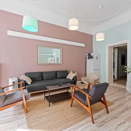 Primeflats - Apartments Schillerpark Berlin-Wedding *
