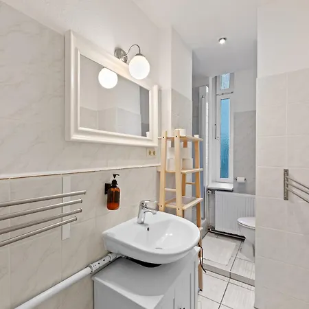 Primeflats - Apartments Schillerpark Berlin-Wedding *