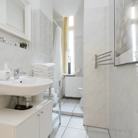 Apartment Primeflats - Apartments Schillerpark Berlin-Wedding